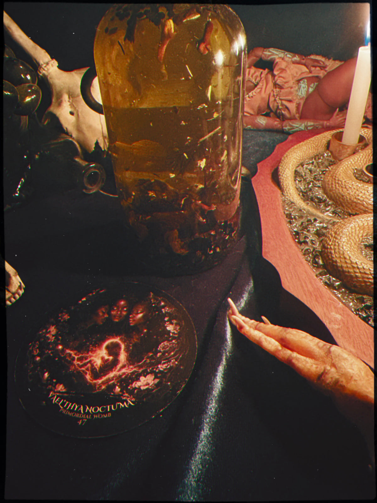 Sacred Womb - Adorning Penetration oil