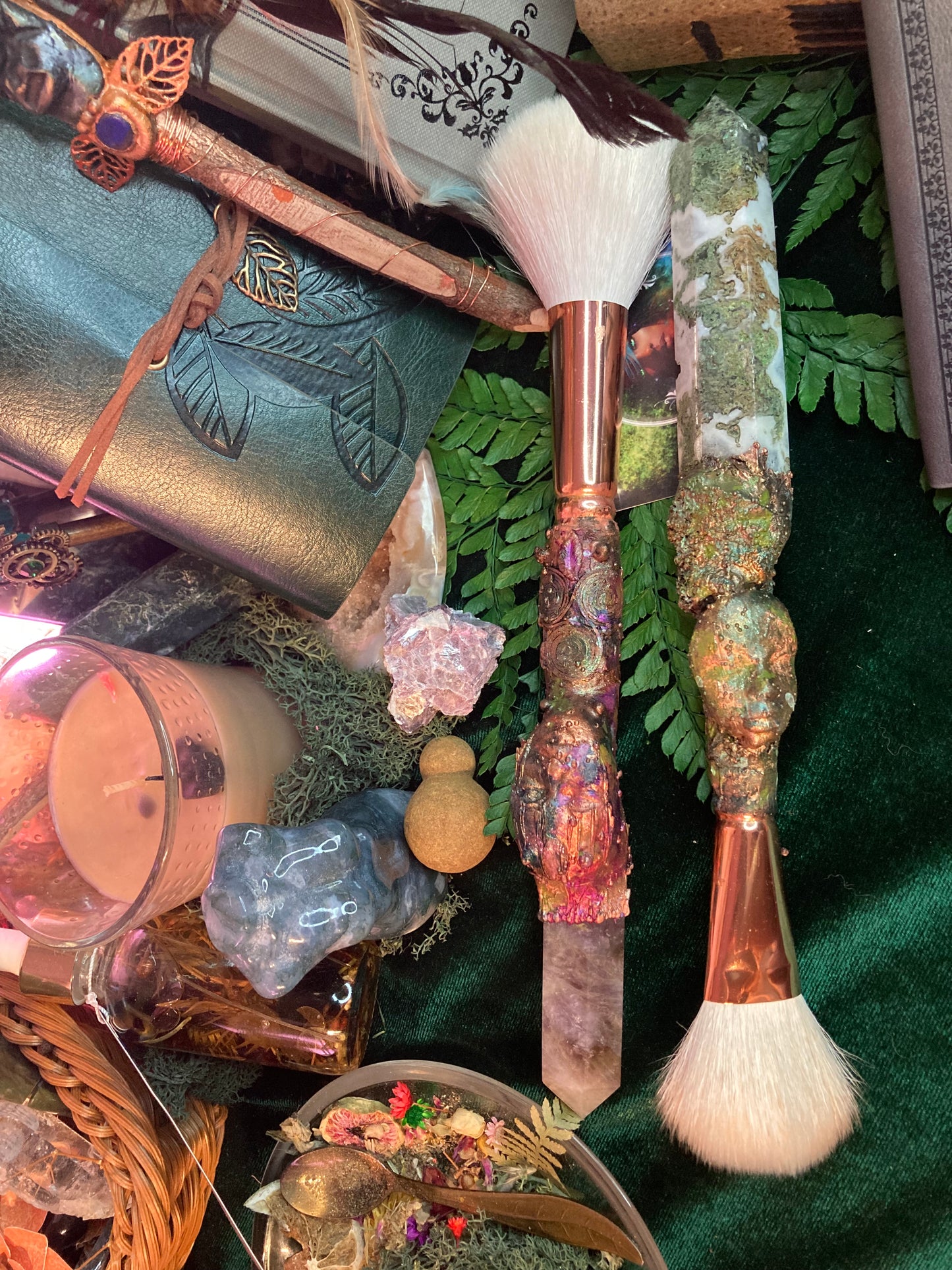 Crystal Brush
