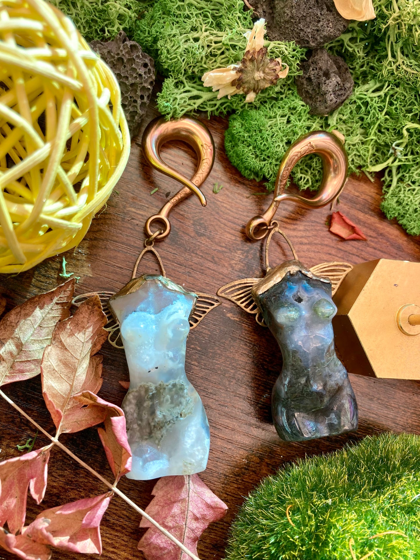 Gold Wings Moss agate Godsess