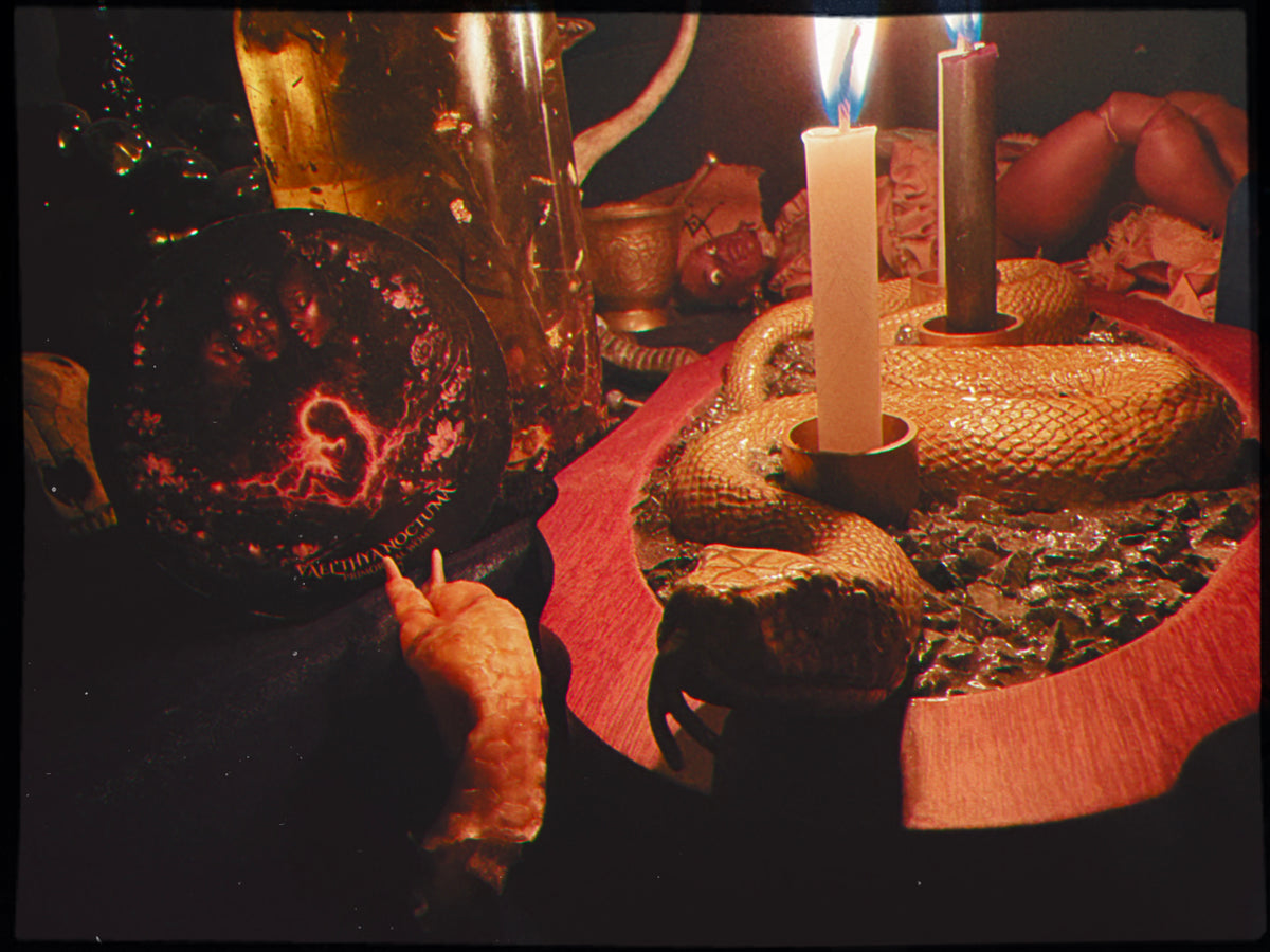 Sacred Womb - Adorning Penetration oil