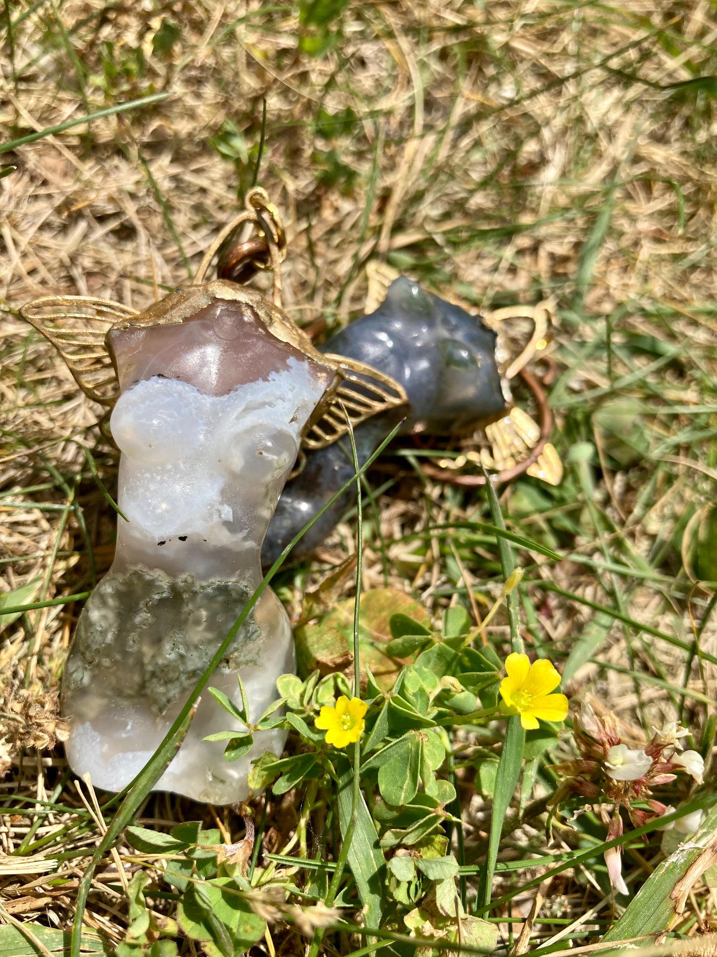Gold Wings Moss agate Godsess